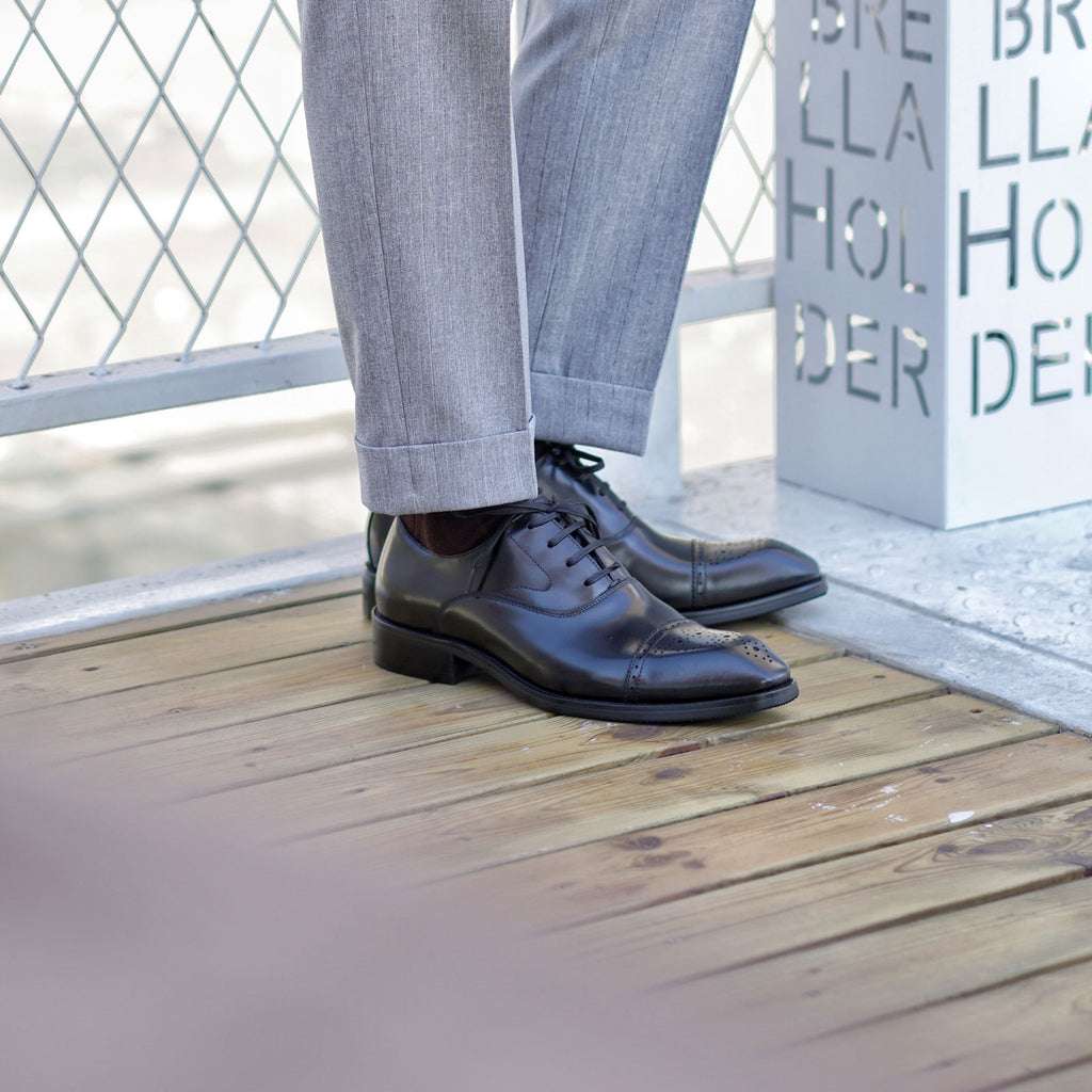 JUSTIN - Wholecut Men Oxfords