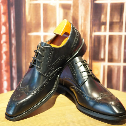 Mogghal | Carpenter - MOGGHAL