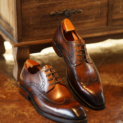 Mogghal | Carpenter - MOGGHAL