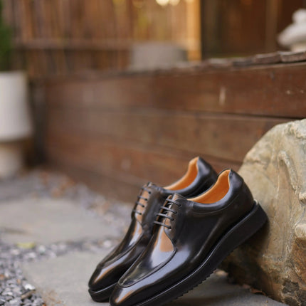 Mogghal | Sole - MOGGHAL